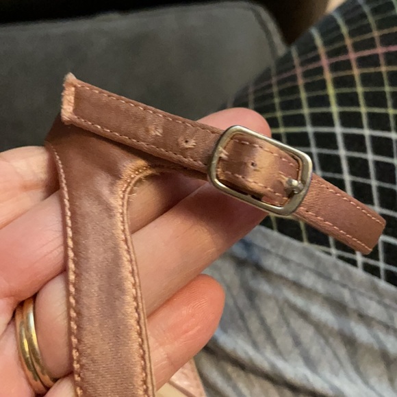 Revamped B. Sirens, 4” pink satin bow heels, worn once🌺🌺🌺size 7, so cute 🌺🌺 - Picture 10 of 11